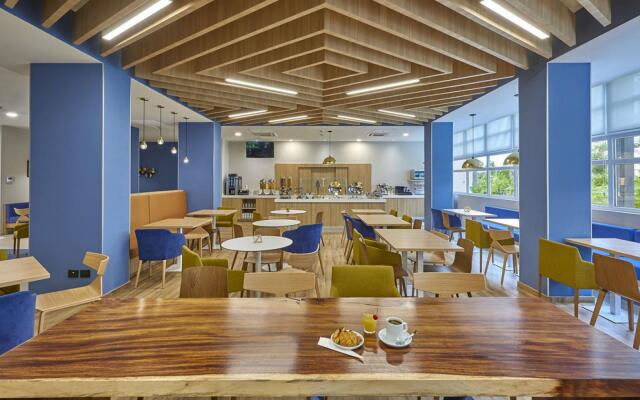 City Express Plus by Marriott Cancún Aeropuerto Riviera