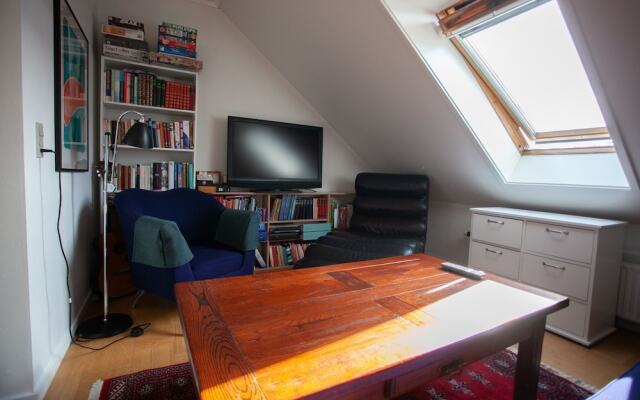 Lovely Apartments - 20 min walk from city centre