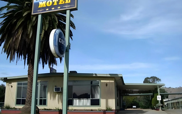 Bushmans Motor Inn