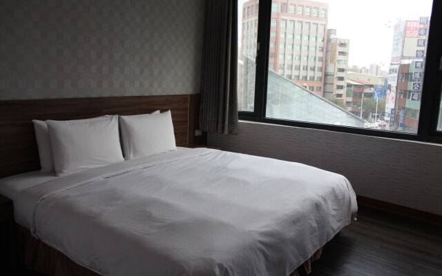 Center Hotel
