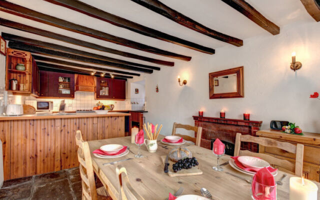 Holiday Home Elter Rose