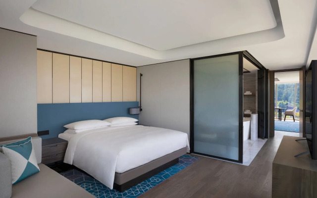 Xuzhou Marriott Hotel Lakeview
