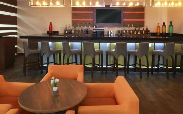 Wyndham Garden Guadalajara Acueducto