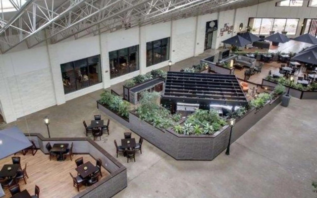 The Atrium Hotel on Third