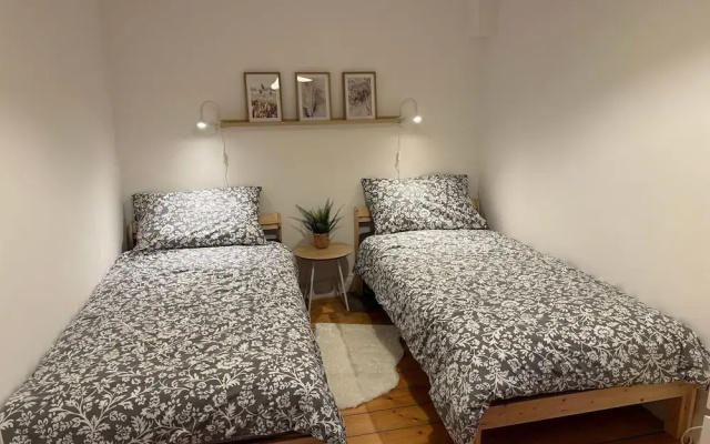 Stirling Haven: Charming 3B Apt In City Centre