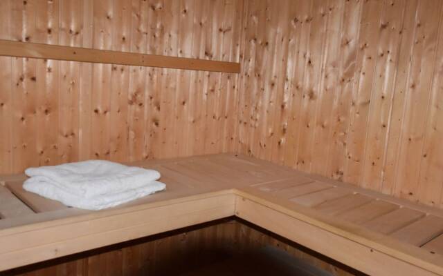 Snug Bungalow in Alt Farpen With Garden