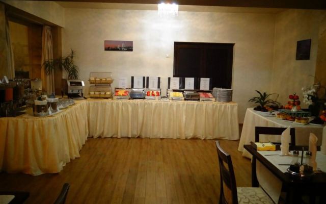Hotel Ozana