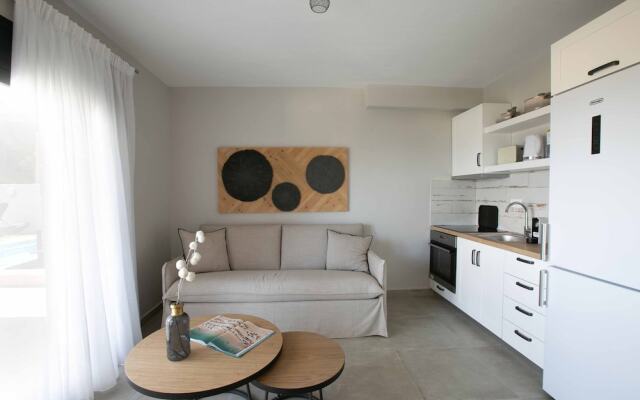 Euphoria Club 5 by Halkidiki Villas
