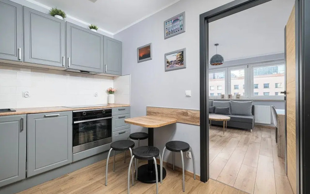 RentPlanet - przy Pałacu Kultury i Nauki