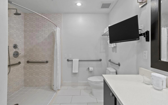 Provident Doral at the Blue Miami