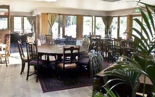 Elveden Inn