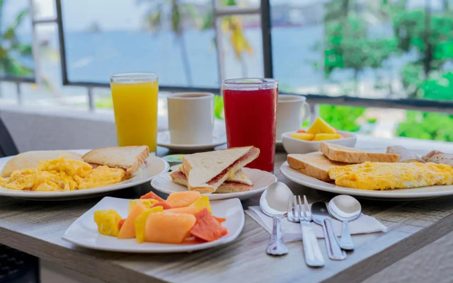 Hotel Sol Inn Santa Marta