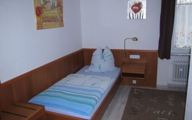 Hotel Pension zur Rose