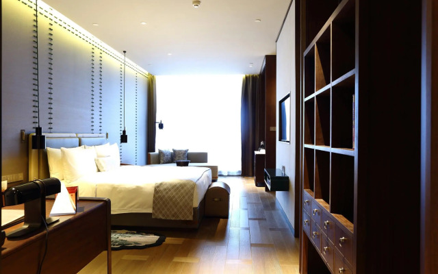 Nanjing Golden Eagle International Hotel