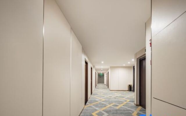 Red Roof Boutique Hotel