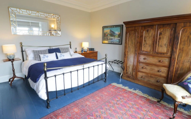 Plas Y Bryn Hall