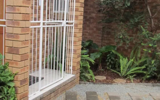 Comfortable Furnished Apartment Wi-fi Free Parking