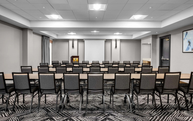 Hyatt Place Kansas City/Overland Park/Convention Center