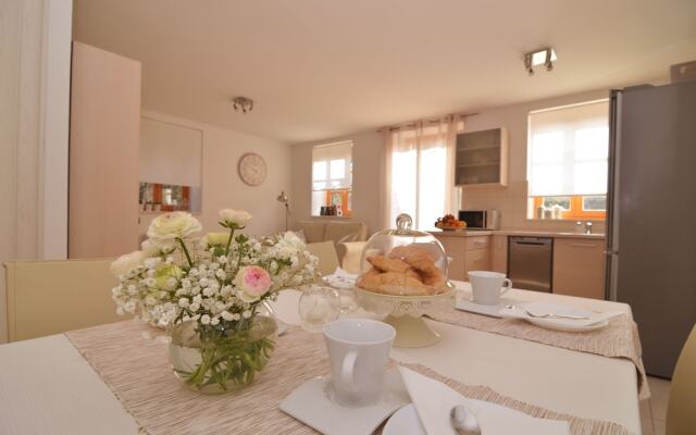 Apartment Wishing Well