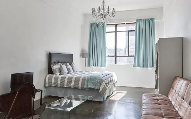 Trendy Art Studio Apartment,Maboneng Joburg