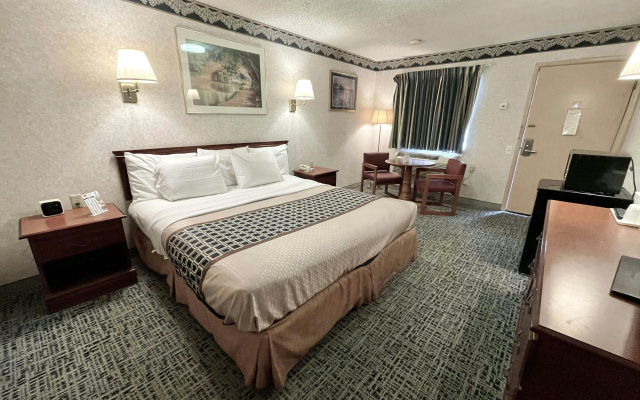 Red Carpet Inn Williamstown