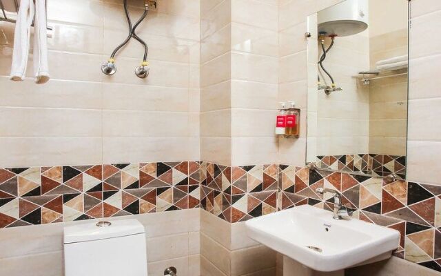 OYO Townhouse 27926 Sector 66 Noida