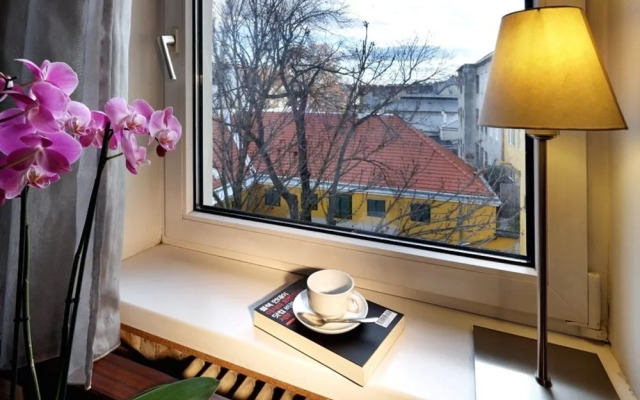 Mate Dependance Hotel