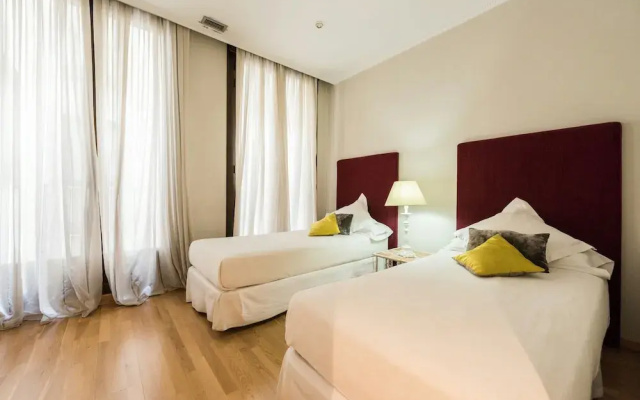 Prado Museum Apartment