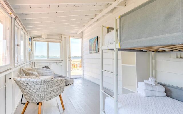 Bungalow 7 - 2br, Waterfront