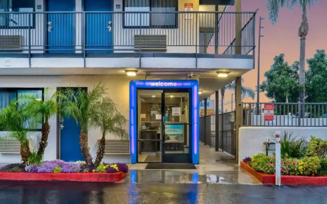 Motel 6 El Monte, CA - Los Angeles