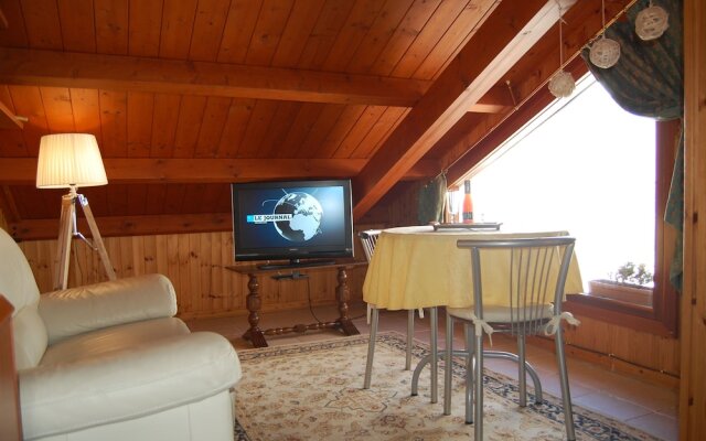 Oasis Golden Lagoon Chalet