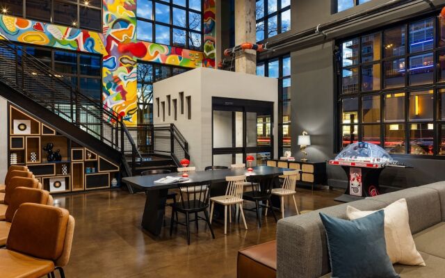 Moxy Madison Downtown