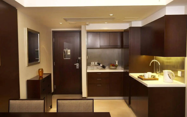 Royal View Hotel