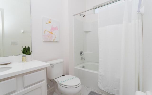 Spacious Home Near Disney