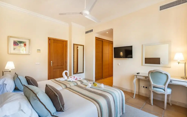 Villa Monte Rei 8 in Vila Nova de Cacela