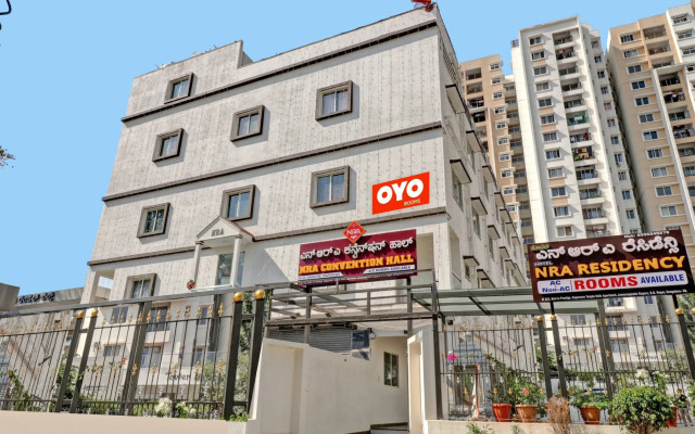 OYO 87519 Nra Residency