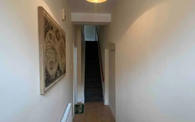 4BR House Popular Ravenhill Road