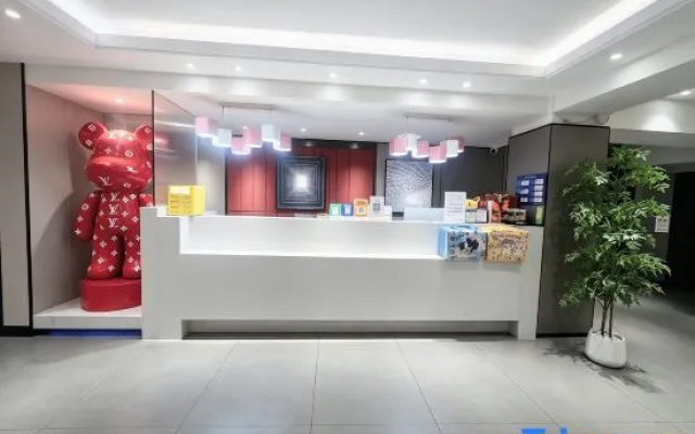 Luohe Lujia Hotel