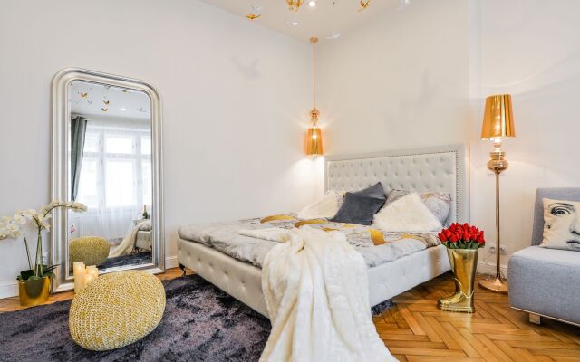 Eliska Old Town Apartments