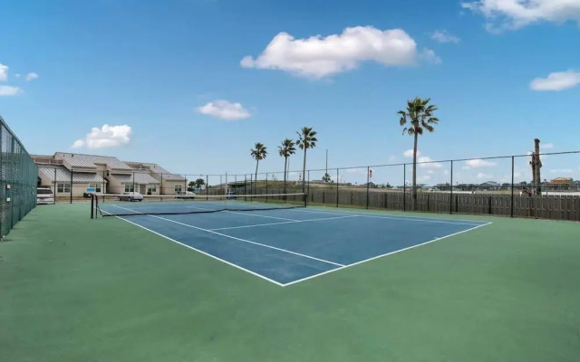 Fisherman Friend! - Coastal Condo - Views Await!