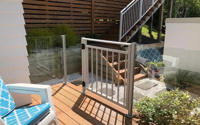 The Beach Pod Studio - Tairua Bach