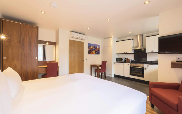 Holyrood Aparthotel