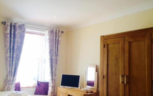 The Crown Hotel