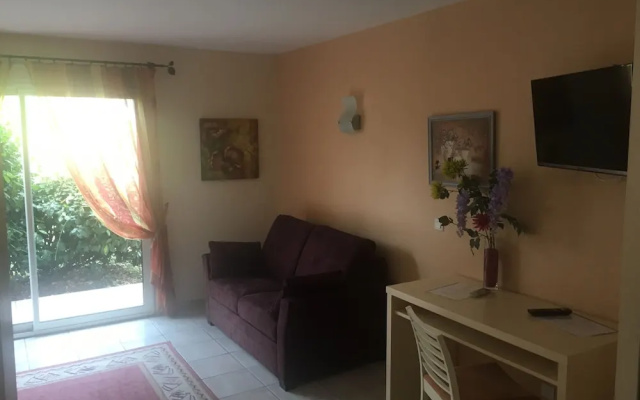 Chambres d'Hôtes La Coloniale