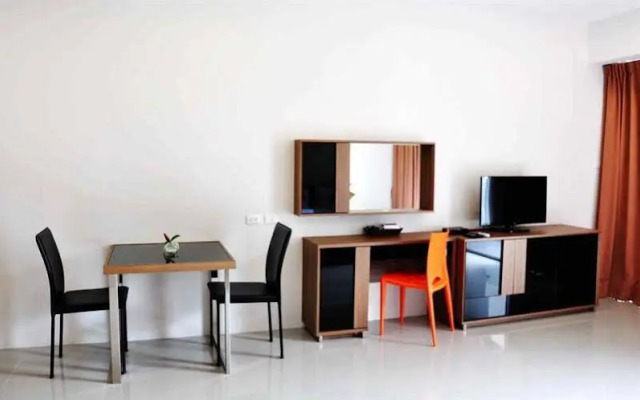 Karon Hill Residence