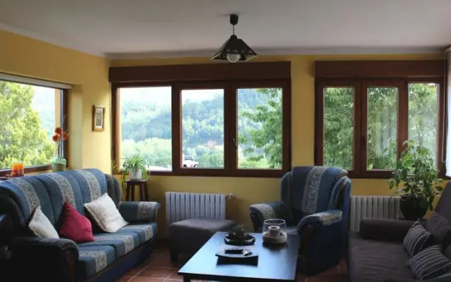 Holiday home Toraño