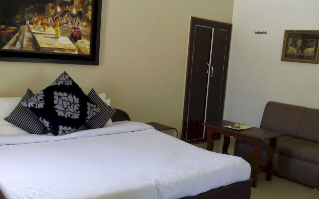 Hotel Karnavati