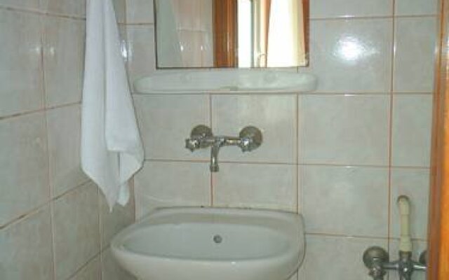 Kale Otel
