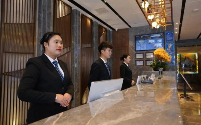Kamston International Hotel