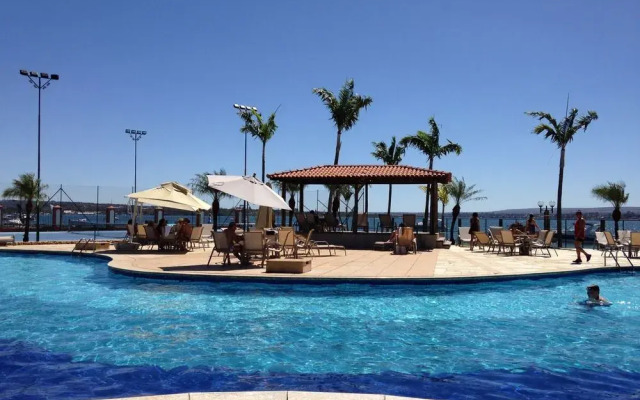 Lake Side Apart Hotel